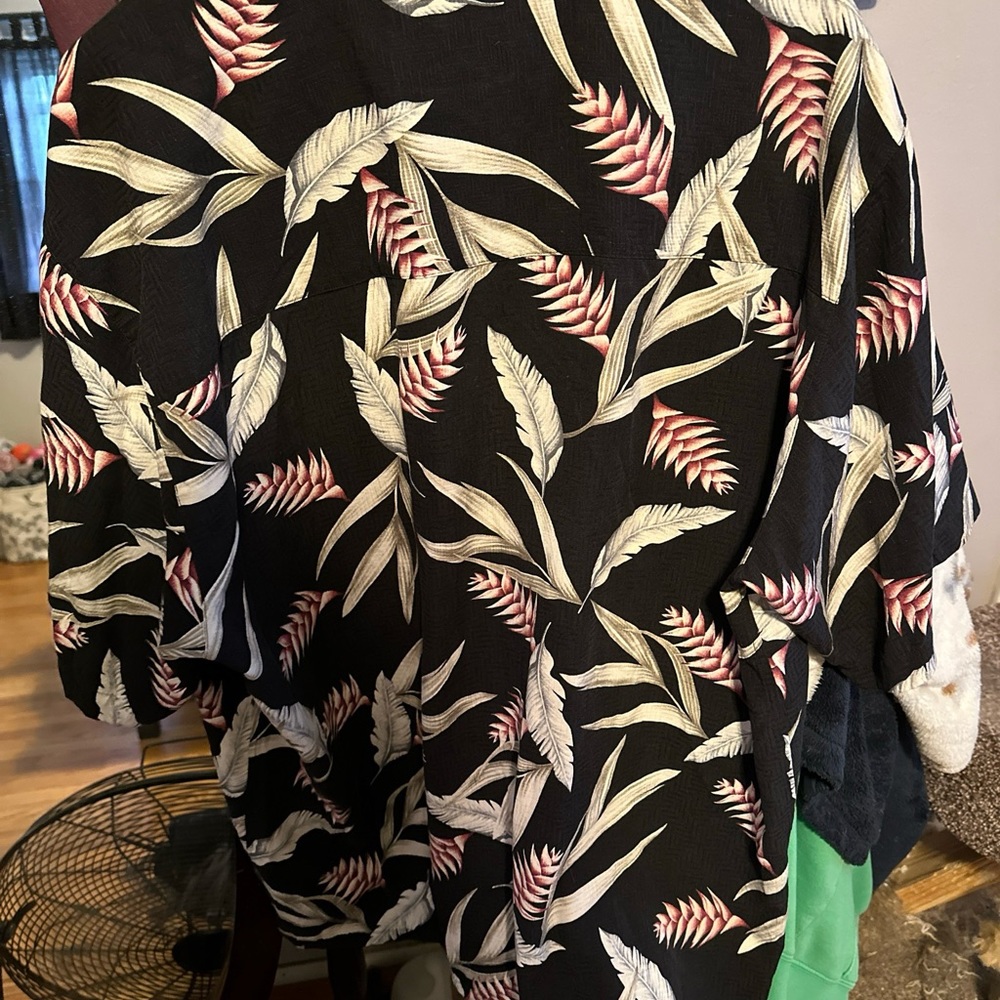 Banana Cabana Silk Shirt Mens Large Black Hawaiian Floral Cuban Collar Button Up
